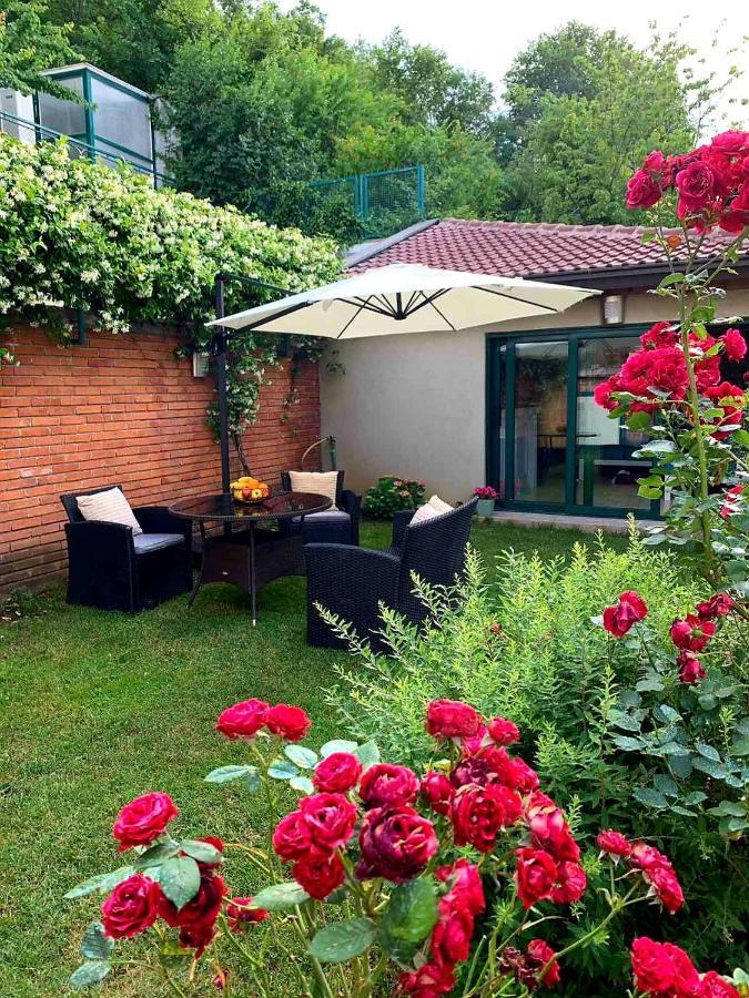 Aya - With Sauna And Outdoor Swimming Pool