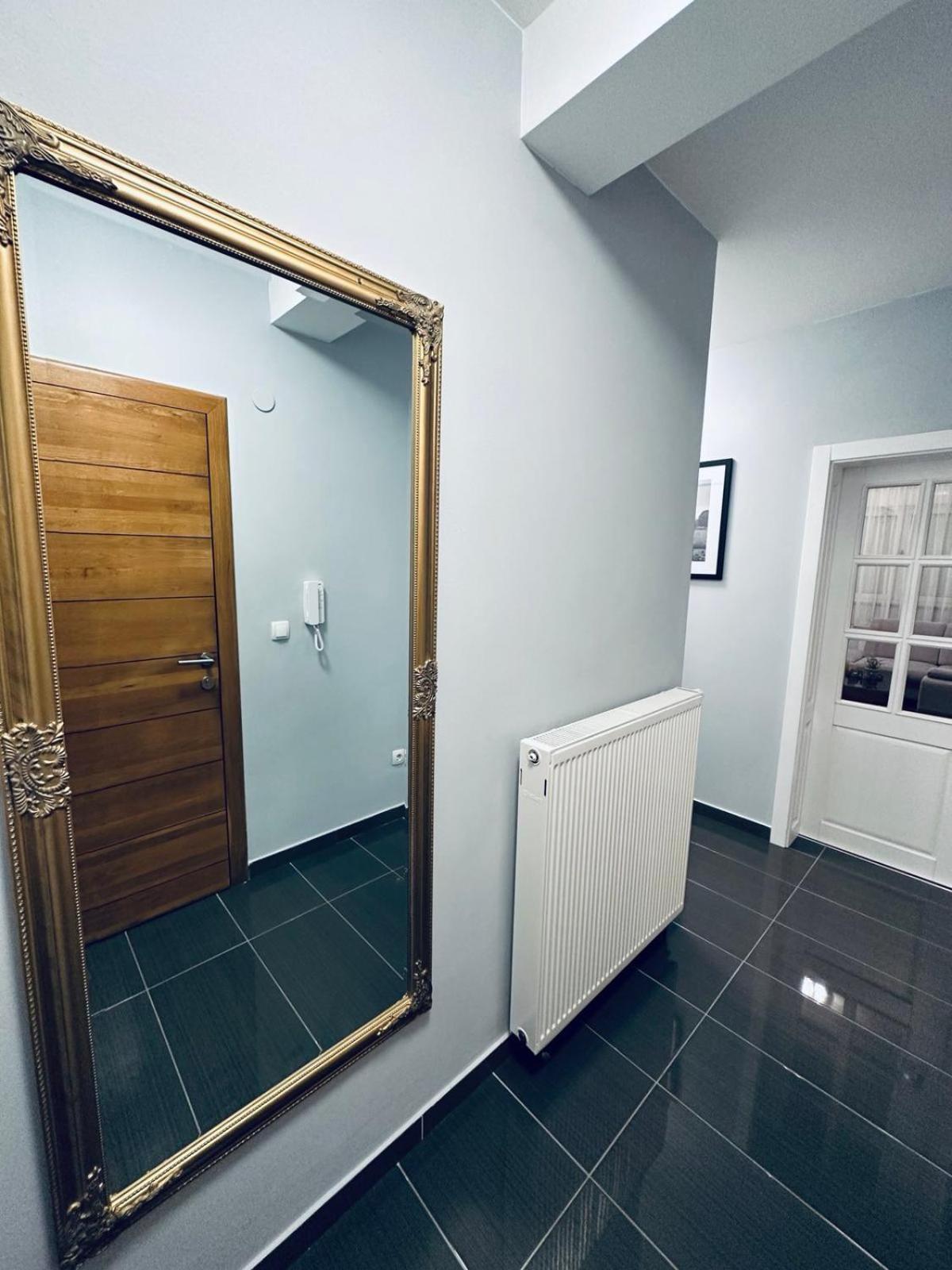 Aya - With Sauna And Outdoor Swimming Pool Apartment