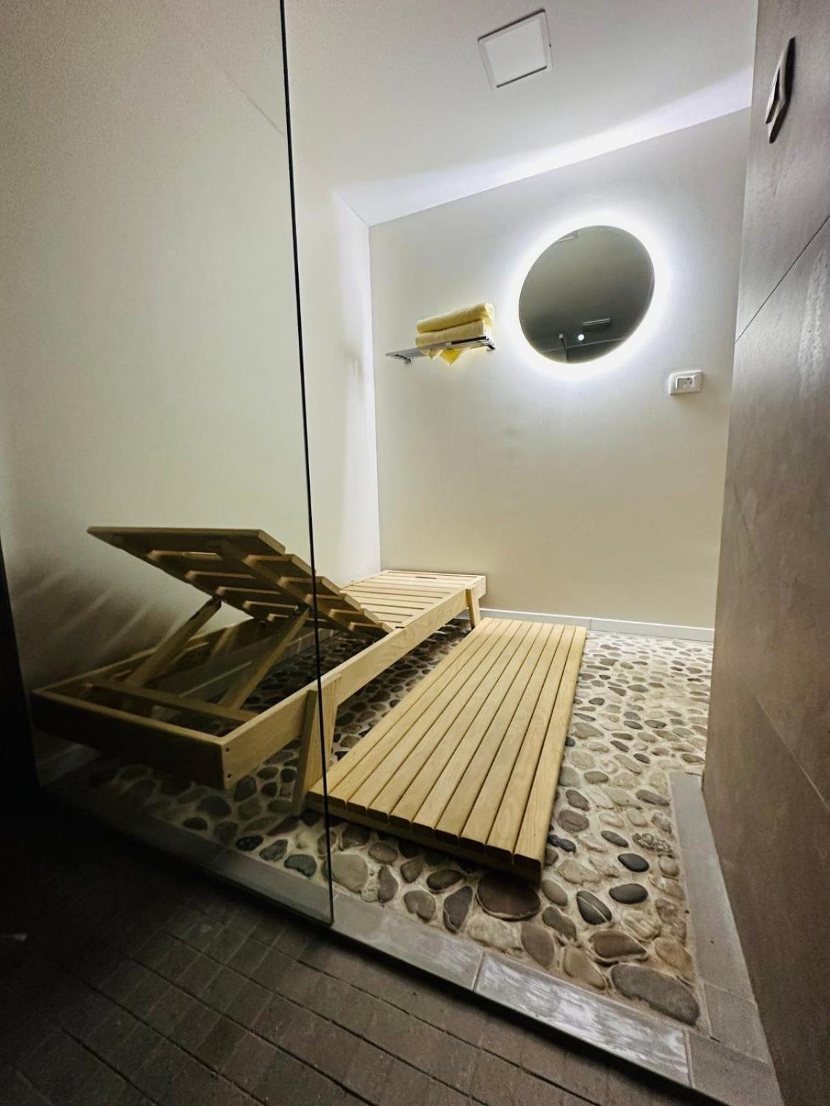 Aya - With Sauna And Outdoor Swimming Pool